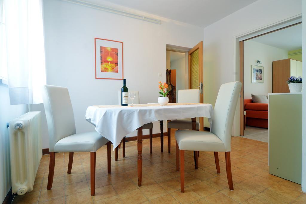 Apartment Rojnic Пула Екстериор снимка